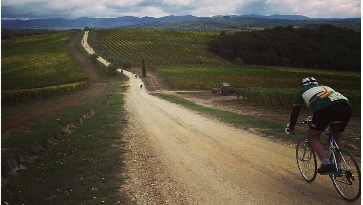 permanent-route-of-l-eroica-in-5-stages-guided-anima-toscana-bike-tours